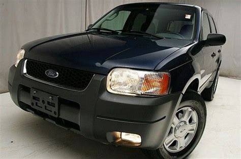 Buy Used 200303 Ford Escape Xlt Sport 4wd 6disccdchanger