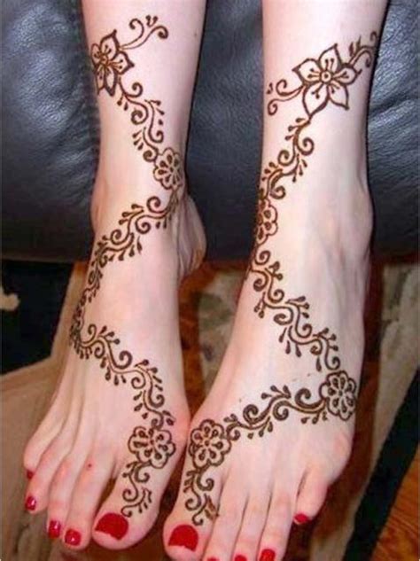 15 Trending Henna Designs For Feet Best Mehendi Designs