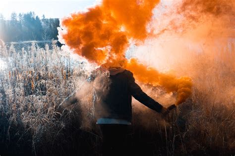 Orange Smoke Pictures Download Free Images On Unsplash