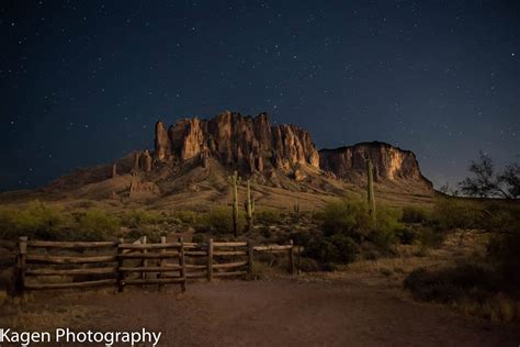 10 Stunning Photos Of The Superstition Mountains That Remind You Why It