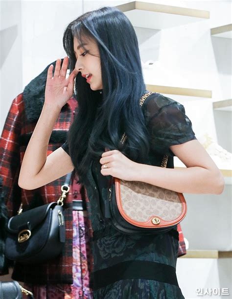 Twices Tzuyu Dazzles In Black Dress At Coach Opening Event In Seoul