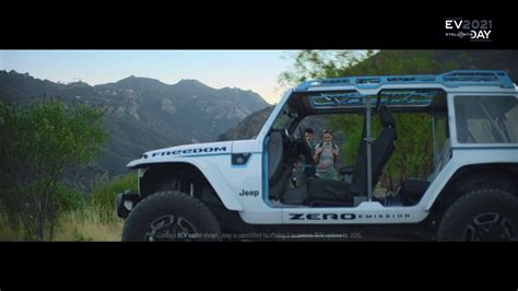 jeep stellantis ev day video insideevs