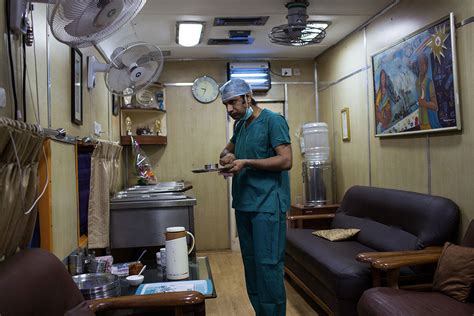 A Passage Of Hope On Indias Hospital Train Al Jazeera