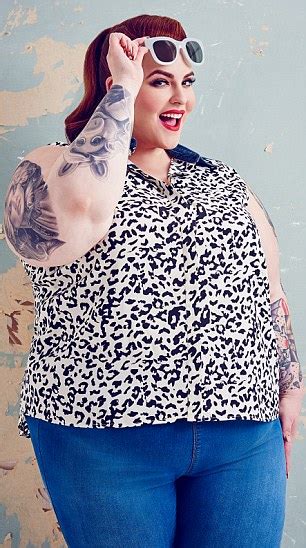 Tess Holliday On Why Bigger Women Shouldnt Cover Up Daily Mail Online