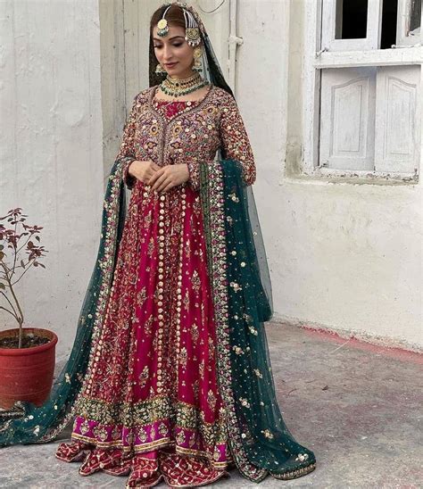 Pakistani Bridal Lehenga That Will Blow Your Mind