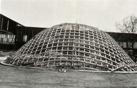 Trial Gridshell Structure At Essen