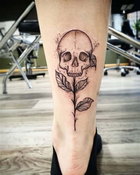 Rose And Skull Tattoo Meaning And Symbolism [2024 Guide]