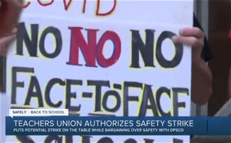 Nyc Detroit Teachers Unions Threaten Strikes Lawsuits Over School