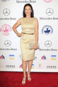 Mimi Rogers Height Weight Measurements Bio More