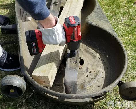 Before we begin our operation, we want to look for a comfortable place where to park our mower. How to Change the Blades on a Riding Mower