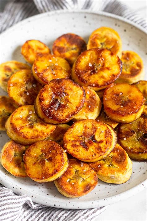Easy Fried Sweet Plantains Recipe Maduros Eat The Gains