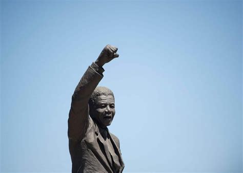 Nelson Mandelas Release Captured In Five Iconic Photos