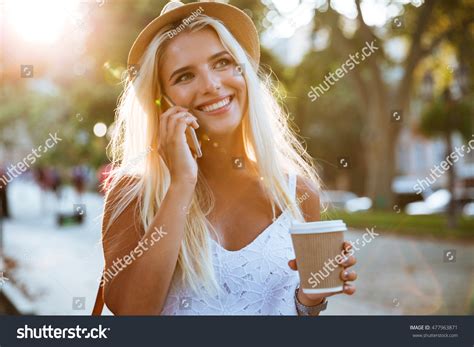 Close Portrait Smiling Young Girl Hat Stock Photo 477963871 Shutterstock