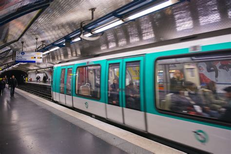 Your ventra card on your iphone you can now add a ventra card to iphone or apple watch. Trajet en métro : comment gagner du temps dans les ...
