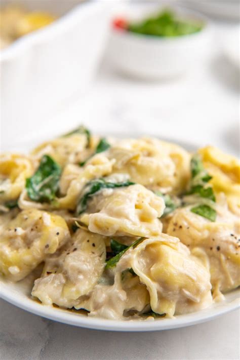 This Chicken Spinach And Artichoke Baked Tortellini Is A Dump And Bake
