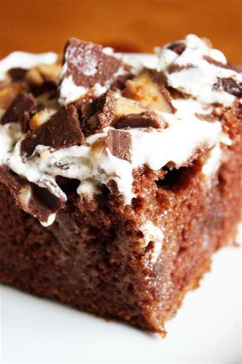 These homemade candies are great for packaging up and gifting for the holidays. Heath Bar Cake - Lulu the Baker