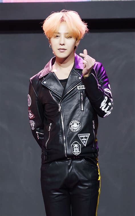 The best gifs are on giphy. gd for hi panda | G dragon cute, G dragon fashion, Bigbang ...