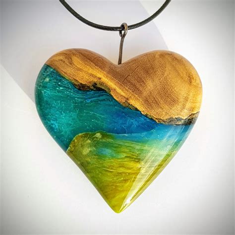 Wood Resin Pendant Multicolor Heart Beachwear Fashion Jewelry