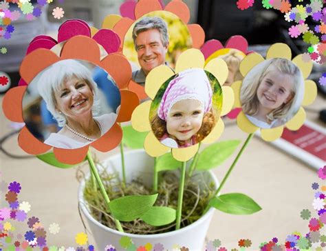 Zu beginn überlegen sie sich, wie viele blütenblätter die pappblume haben soll. Gestalten deine eigenen Fotoblumen. Eine tolle ...