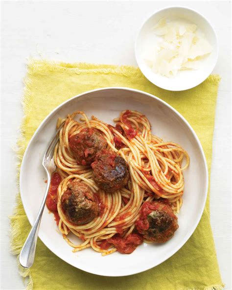 How to make spaghetti and meatballs with homemade meat sauce i'm sharing a delicious spaghetti and meatballs recipe with homemade meat sauce. Easy Spaghetti and Meatballs Recipe | Martha Stewart