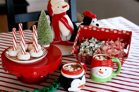 Whether you are hosting an office christmas decoration contest or whether you want to decorate your office for christmas in the cutest possible way, here are some of the best christmas office decorations ideas which will help you out. North Pole Breakfast - Elf on the Shelf Breakfast Ideas