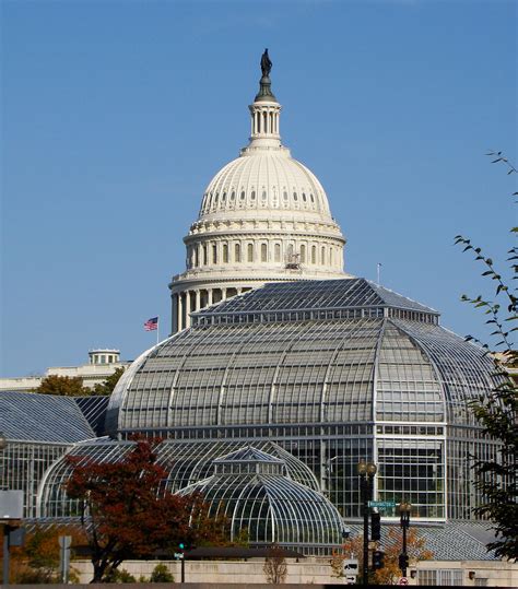 Capitol Building And National Botanical Gardens Capitol Bu Flickr