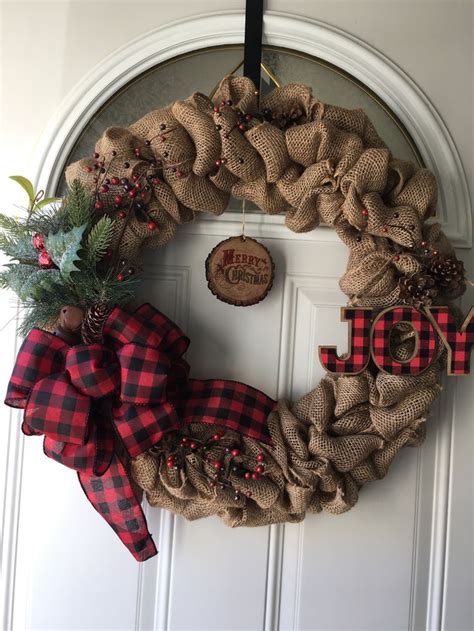 Best 25 Burlap Christmas Wreaths Ideas On Pinterest
