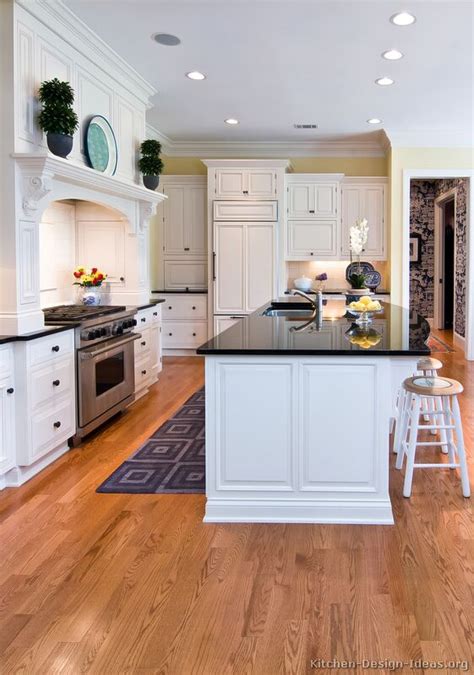 32 best traditional kitchen design ideas. Pictures of Kitchens - Traditional - White Kitchen ...