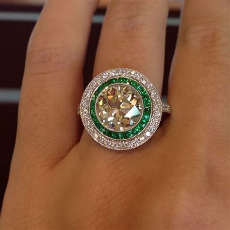 Only 2 available and it's in 14 people's carts. White diamond engagement ring with emerald accents | White ...