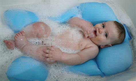 A baby bathtub will help you prop up a wriggling newborn. Infant Bather - Batya - Baby Bather | Babyanywhere