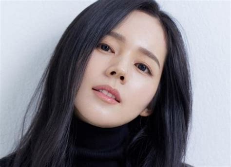 Han Ga In Marks Comeback Project With Sbs Talk Show Circle House