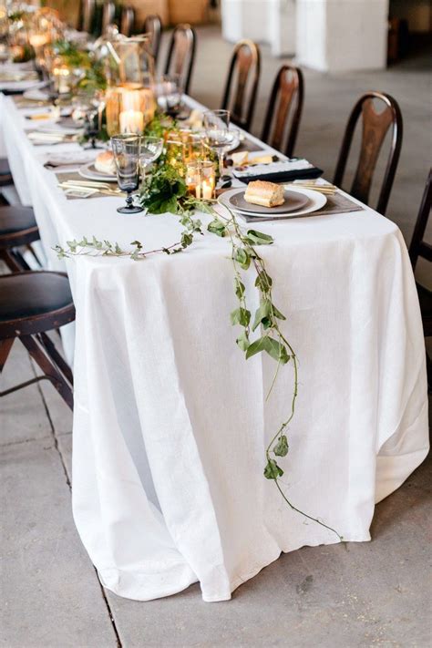 31 Fresh Flower Table Runners For Every Wedding Style With Images
