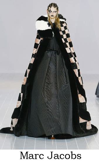 Monnalisa abito vestito cerimonia bambina autunno inverno 2 3 5 anni sconto. Collezione Marc Jacobs autunno inverno 2016 2017 donna