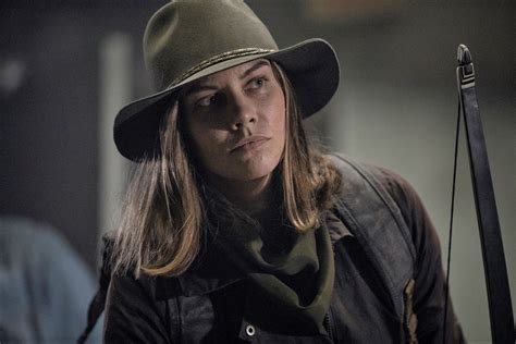 Twds Lauren Cohan Previews Maggie And Negans Off The Charts Tension In