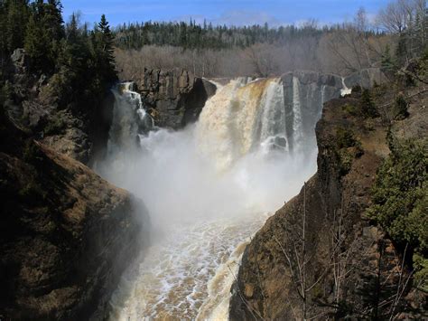 north-shore-minnesota-waterfalls-highest-in-the-state