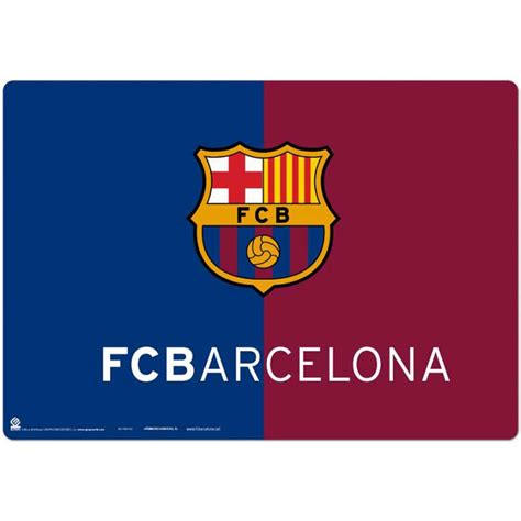 With approximately 162,000 members it is the second largest sports club in the world. FC Barcelona - Logo - Schreibtischunterlag - 34,5 x 49,5 cm