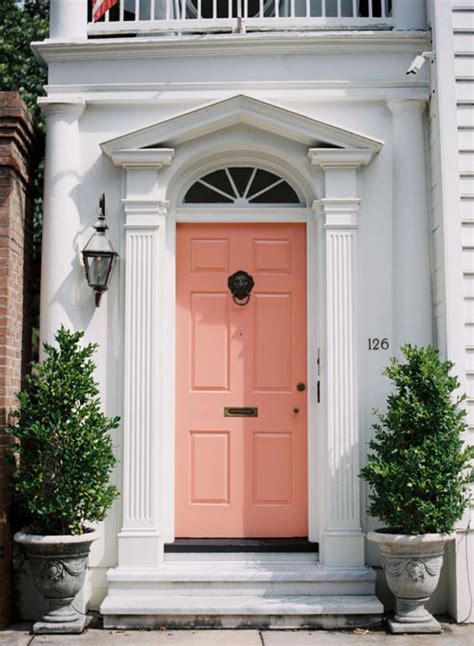 The brown window trim and front door pair nicely with the. 25 Eclectic Front Doors With Pastel Colors | Home Design ...