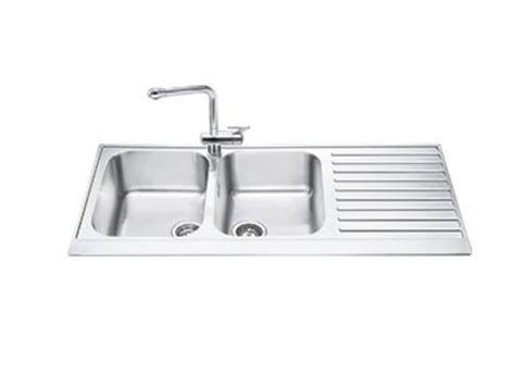 Sleek double bowl sink in a modern matt brushed finish for a tasteful and clean aesthetic. Undermount Double Kitchen Sink With Drainboard - Wow Blog