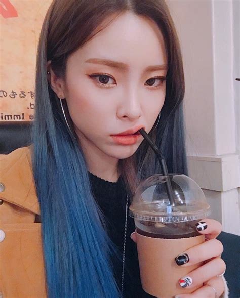 everything about heize 240217 heize instagram update 커피쓰로 하루를 시작쓰 ☕️