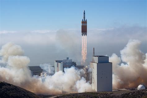 Ula Launches The Final Delta Iv Heavy Vandenberg Mission For The Nro