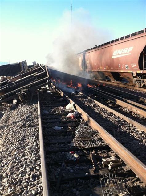 Two Freight Trains Collide Near Ludlow Victor Valley News