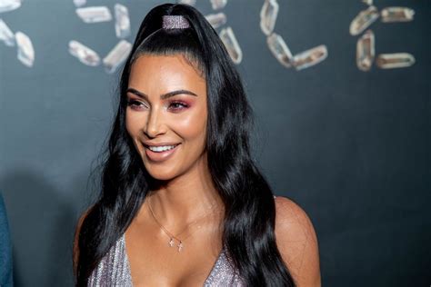 Top 5 Weirdest Answers From Kim Kardashians 73 Questions With Vogue