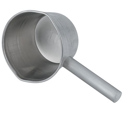 Vollrath 4752 64 Oz Aluminum Dipper With Angled Handle