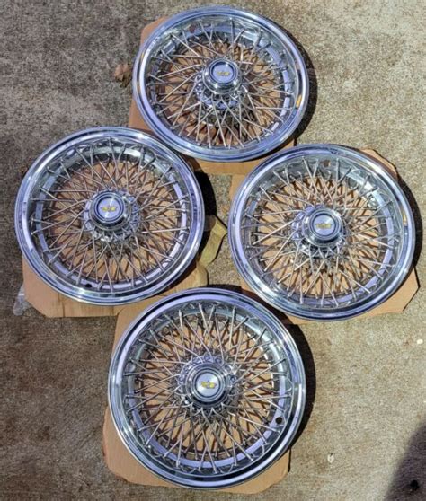 1986 To 1996 Chevy Caprice 15 Inch Wire Spoke 8 Hubcap Wheel Covers Locking For Sale Online Ebay