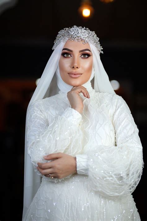 Épinglé par rapunzelkuafor1 sur türban tasarımı hijeb mariage mariées musulmanes mariage