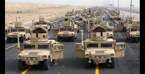 Nitro pe El ejército estadounidense saca a subasta varios Humvee por