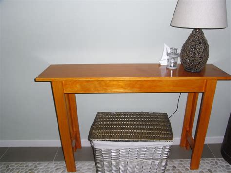 SIMPLE, CHEAP AND EASY CONSOLE TABLE | Ana White