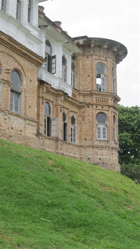 A preliminary study on their origins and influences in the perak society. Kellie's Castle, Batu Gajah, Perak | Perjuangan Kanser