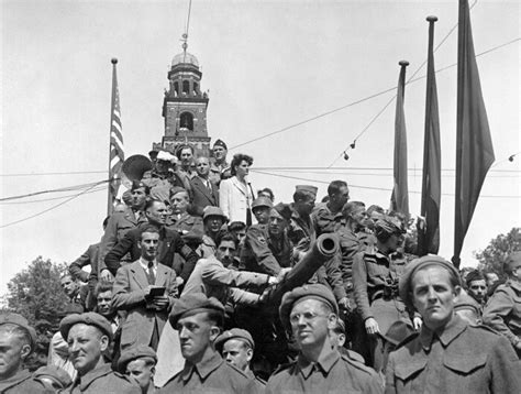 25 Aprile 1945 Le Foto Della Liberazione Focusit