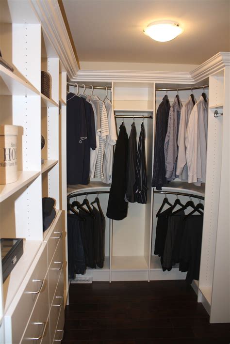 What To Do With Corners In Closets Gertha Winn